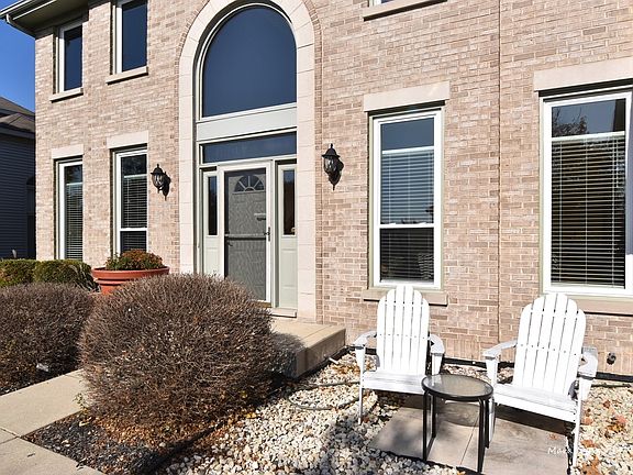 2nd image of 1354 Glenside Dr