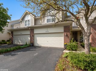 1217 Townes Cir, Aurora, IL 60502