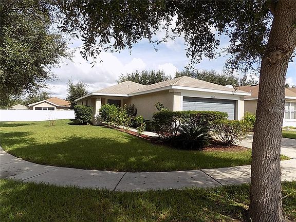 2nd image of 11570 Hammocks Glade Dr