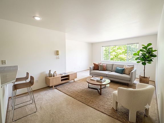2nd image of 12529 35th Ave NE APT 203