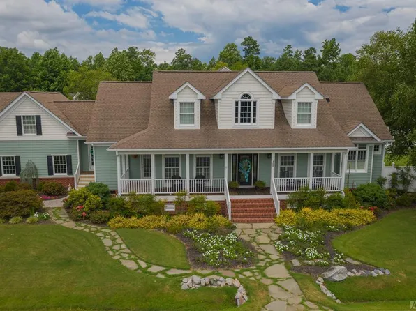 100 Kingfisher Cv, Moyock, NC 27958