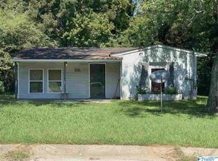 4815 Shawmont Dr NW, Huntsville, AL 35810
