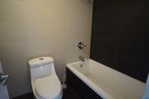 Rented by EXR | media 5