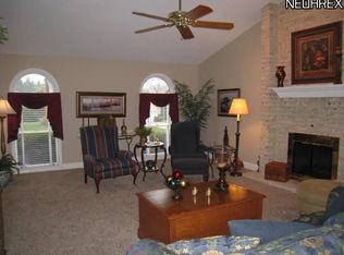 4829 Glenridge Cir NE, Canton, OH