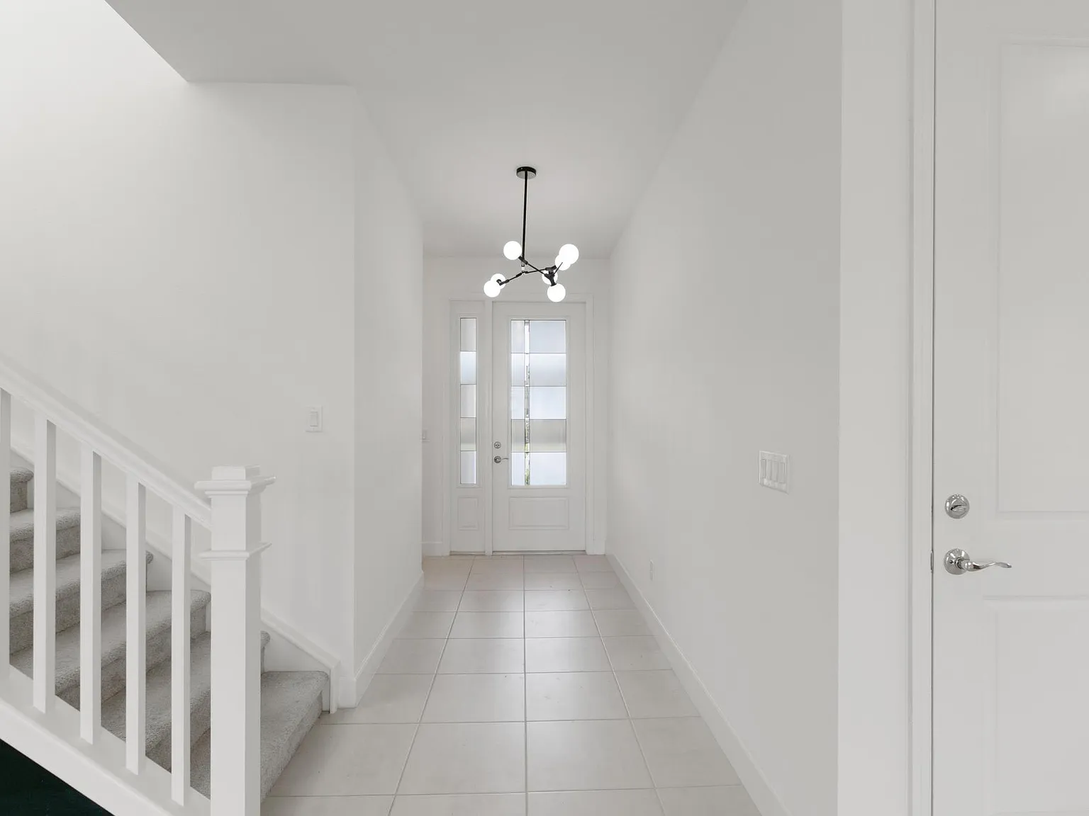 4 bed, 2.5 bath, 2591 sqft, $3,149 — Photo 4