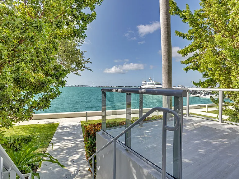 1541 Brickell Ave #105 — Photo 93