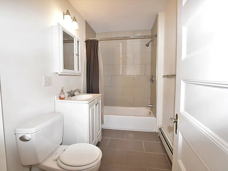 30 Appleton St #1 — Photo 17
