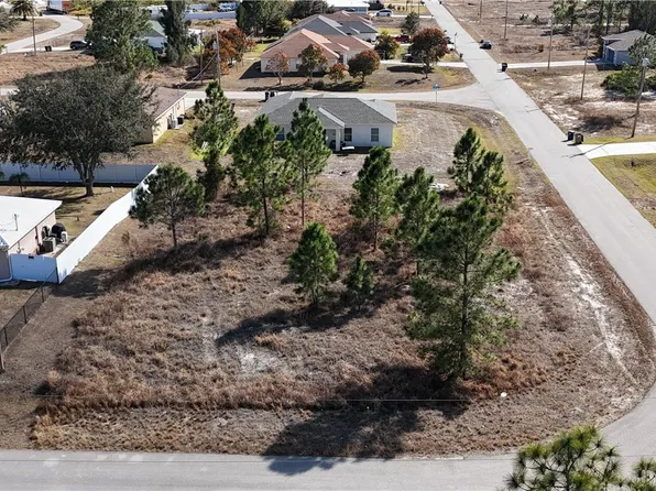 104 Pearson St, Lehigh Acres, FL 33974