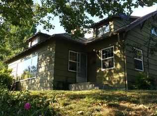 1414 NE Talbott Dr, Grants Pass, OR 97526