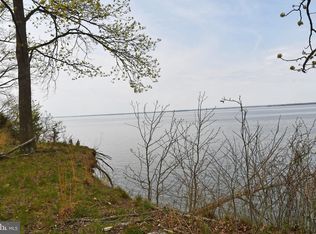 2 Kent Ave, Earleville, MD 21919