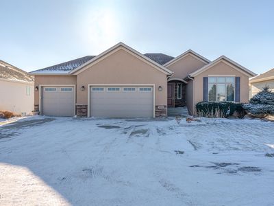 1005 Ash Coulee Pl, Bismarck, ND, 58503