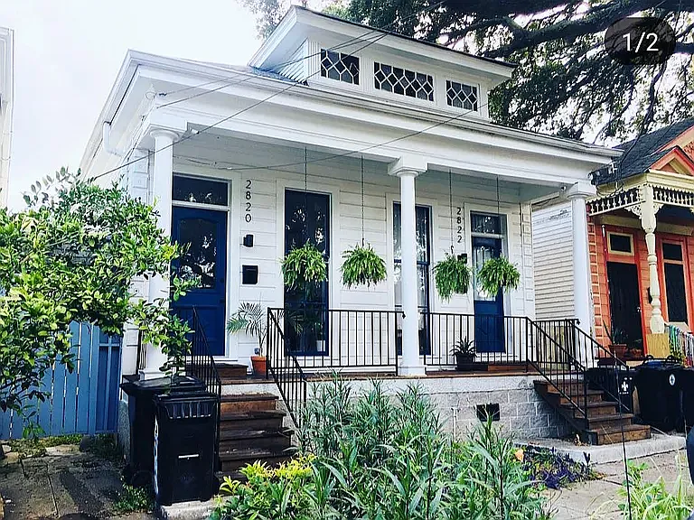 2820 Banks St — Photo 1