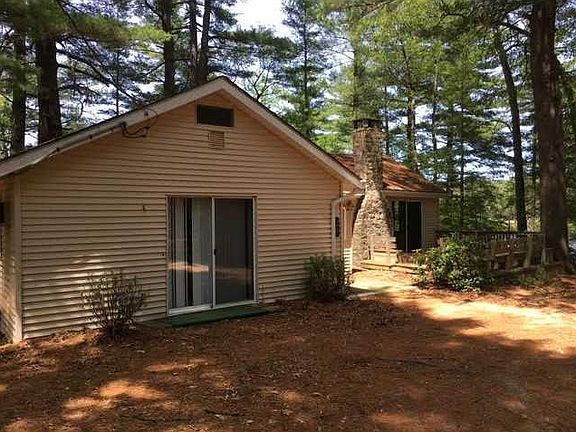3rd image of 20 Pine Oak Trl