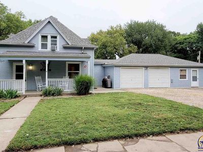 210 W 2nd St, Topeka, KS, 66615