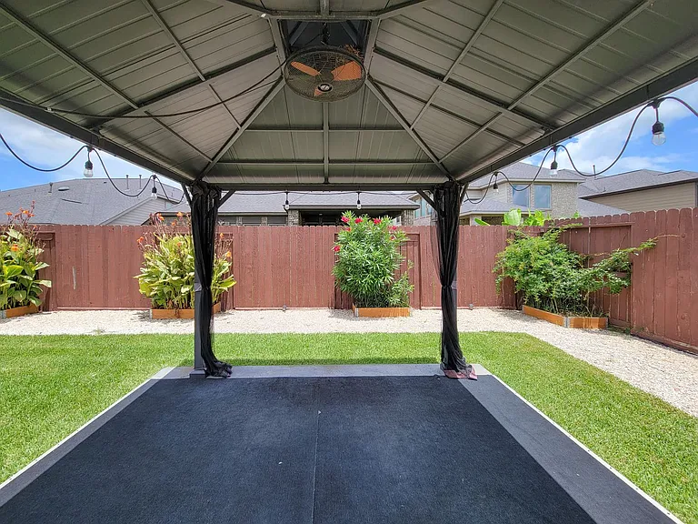 28638 Monarch Cliffs Dr — Photo 48