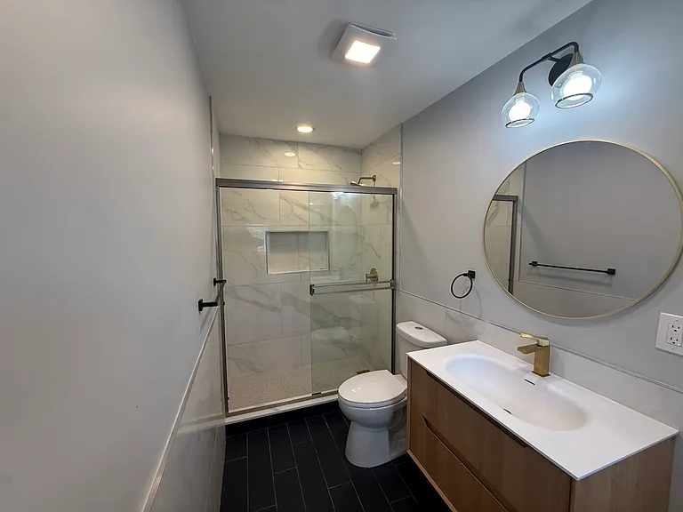 3844 N Central Park Ave #1R — Photo 8