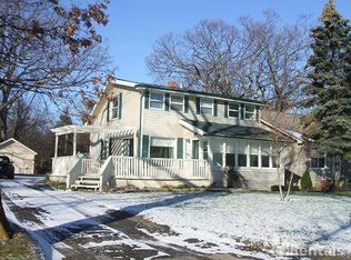 4150 Elmhurst Rd, Waterford, MI 48328