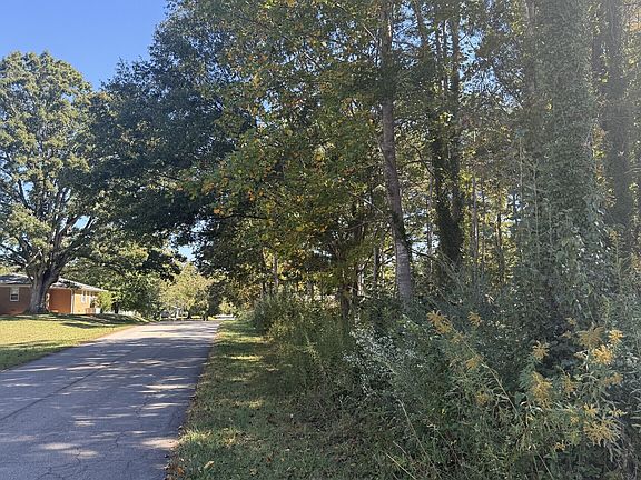 5th image of 5666 McLeod St