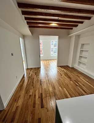 Rented by Reyes & Elsamad Real Estate Group | media 1