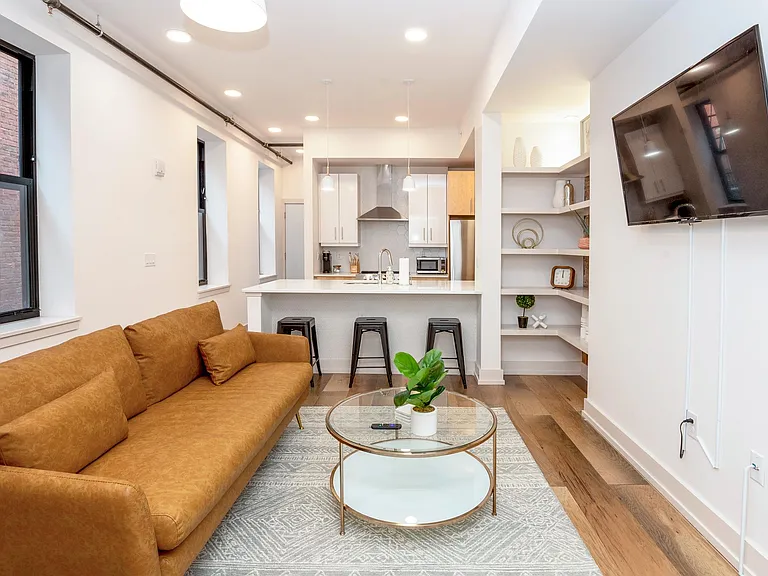 1508 Race St #3R — Photo 13