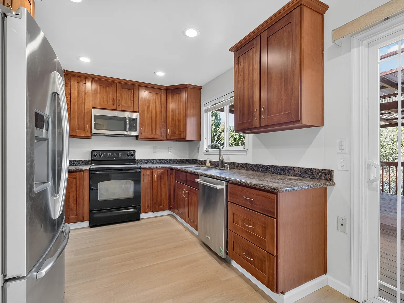 192 South Bernardo Avenue - 1 — Photo 2