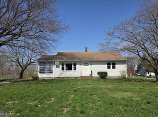 697 W Denneys Rd, Dover, DE 19904