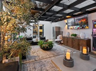 5305 Campo Rd, Woodland Hills, CA 91364
