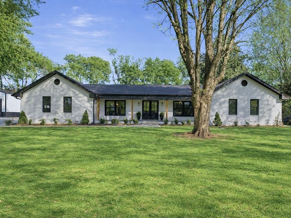 1st image of 301 Rosebrook Dr
