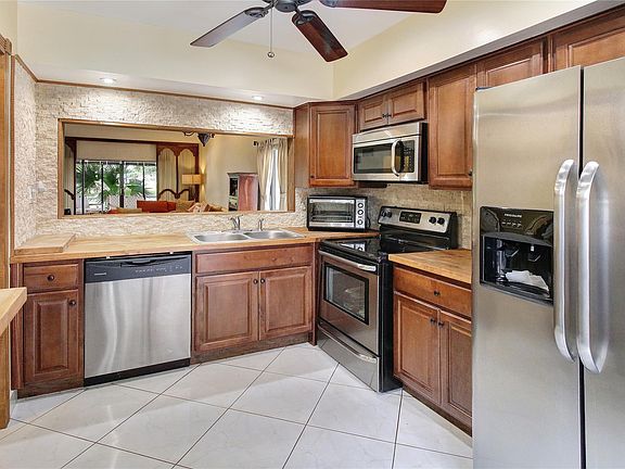 4th image of 6417 Pinehurst Circle