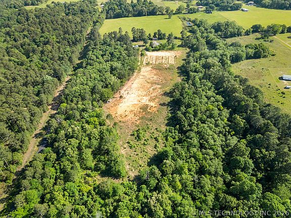 4th image of 194963 N 4200th Rd