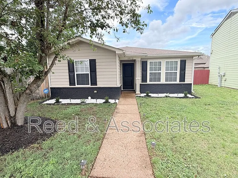 9952 Branley Oak Dr — Photo 1
