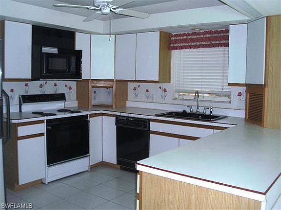 4th image of 4547 Mineola Ct