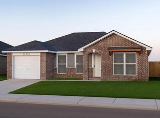 515 E 24th St, Wolfforth, TX 79382