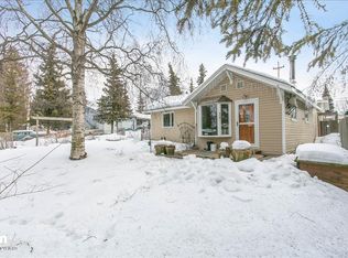 3201 Iowa St, Anchorage, AK 99517