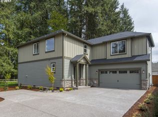 235 NW Milne St, Hillsboro, OR 97124