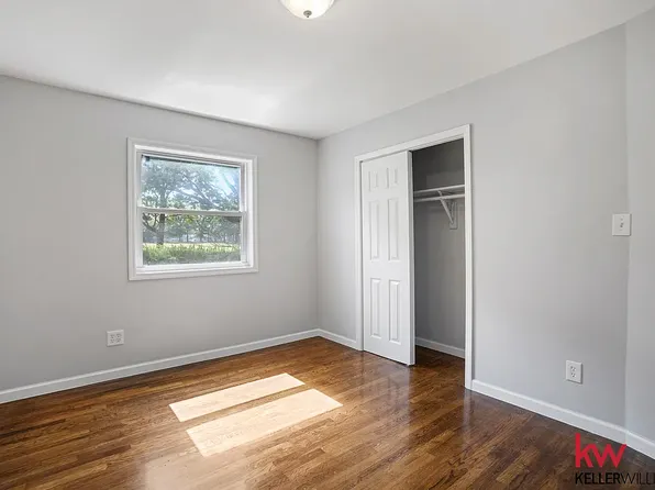 118-27 Lakeview Boulevard East image 10 of 14