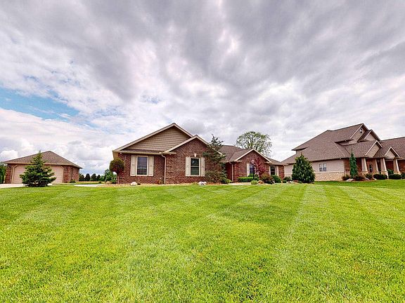 2nd image of 4818 W Pebble Dr