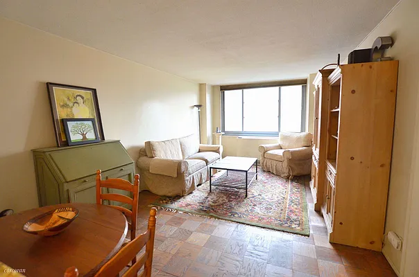 Rented by Corcoran | media 11