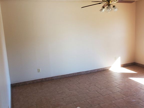 2nd image of 427 Helen St APT B