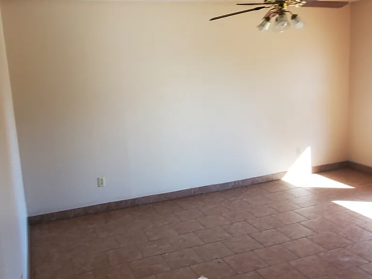 427 Helen St #B — Photo 2