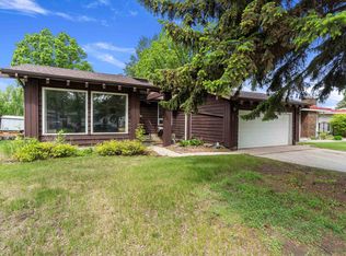 21 Graham Ave, Saint Albert, AB T8N 1T4