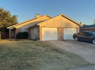 6709 Crestmont Ct #6709, Fort Worth, TX 76133