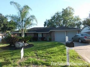 2111 Victoria Ct, League City, TX 77573