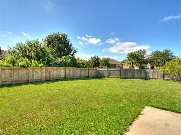 3rd image of 3301 Taylor Falls Dr