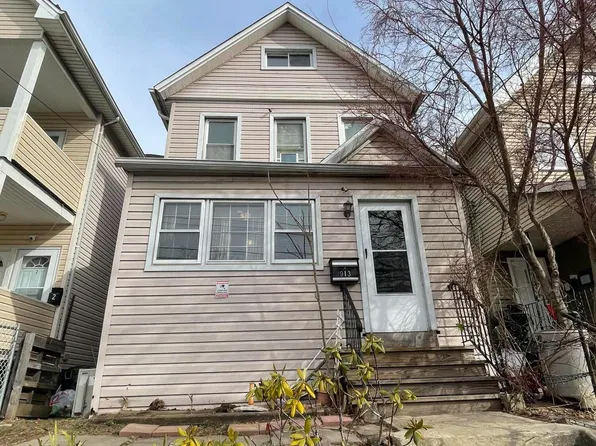 913 Post Ave, Staten Island, NY 10302