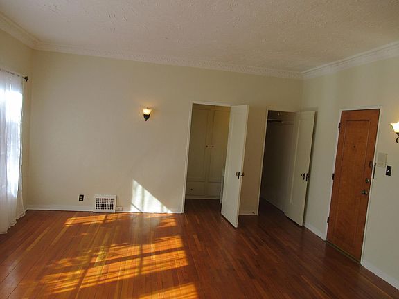 5th image of 6022 W 8th St APT 8