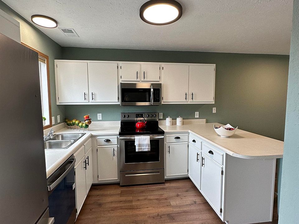 1st image of 3759 Vale Dr