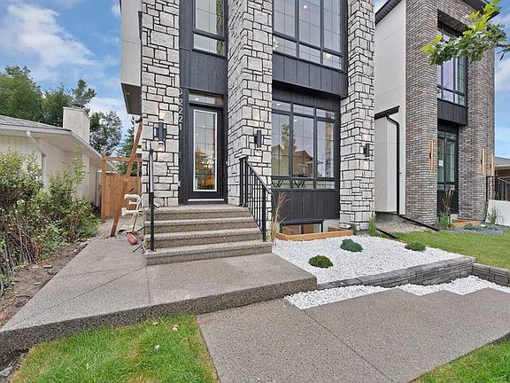 4th image of 2221 E Halifax Cres NW
