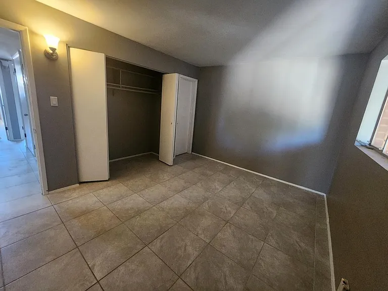 7033 E Calle Orion — Photo 8