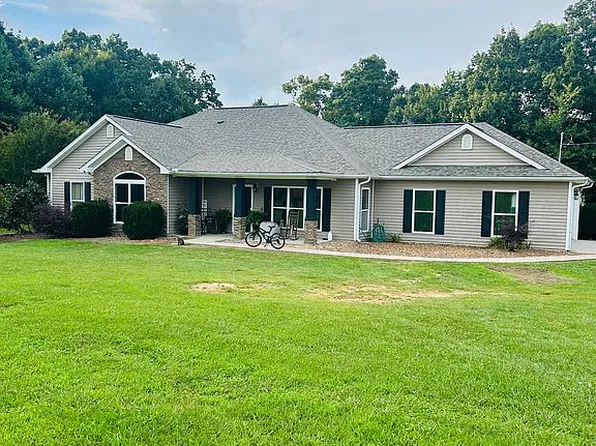 1380 County Road 138, Scottsboro, AL 35768